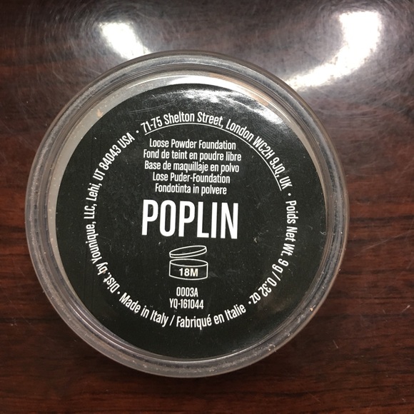 Younique Loose Powder Foundation - Poplin - Picture 2 of 5